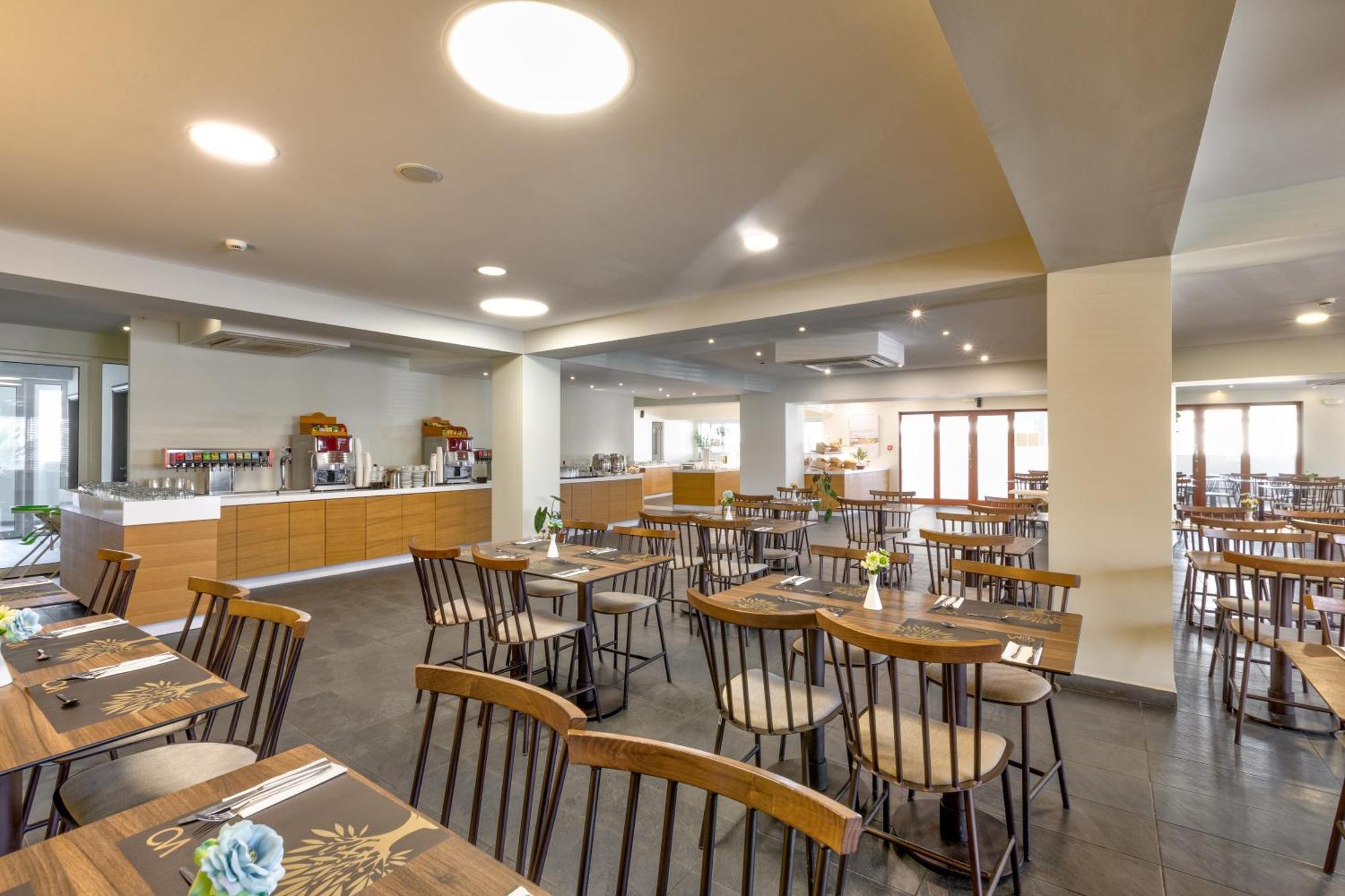 White Olive Premium Laganas Hotel Екстериор снимка