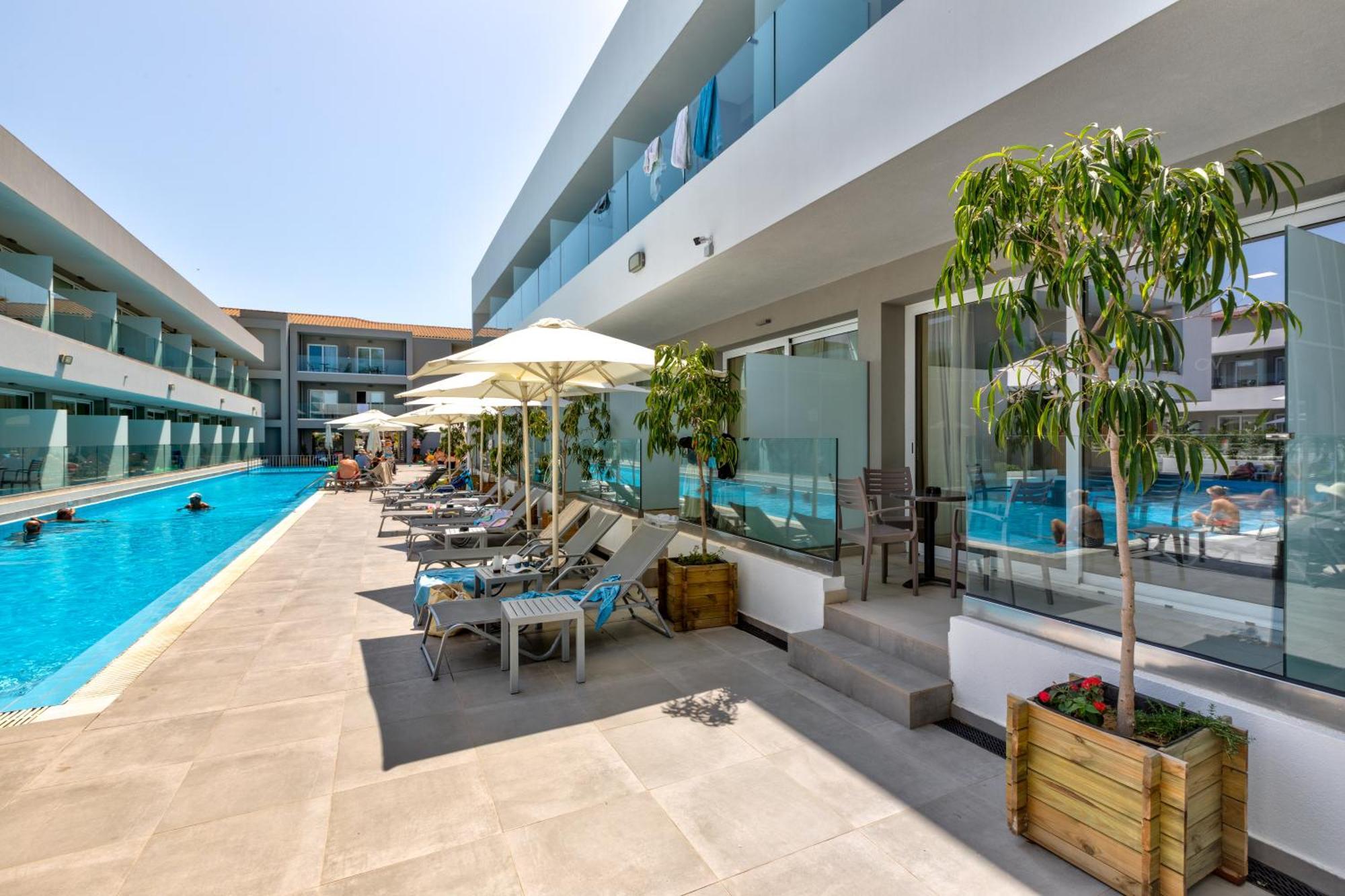 White Olive Premium Laganas Hotel Екстериор снимка