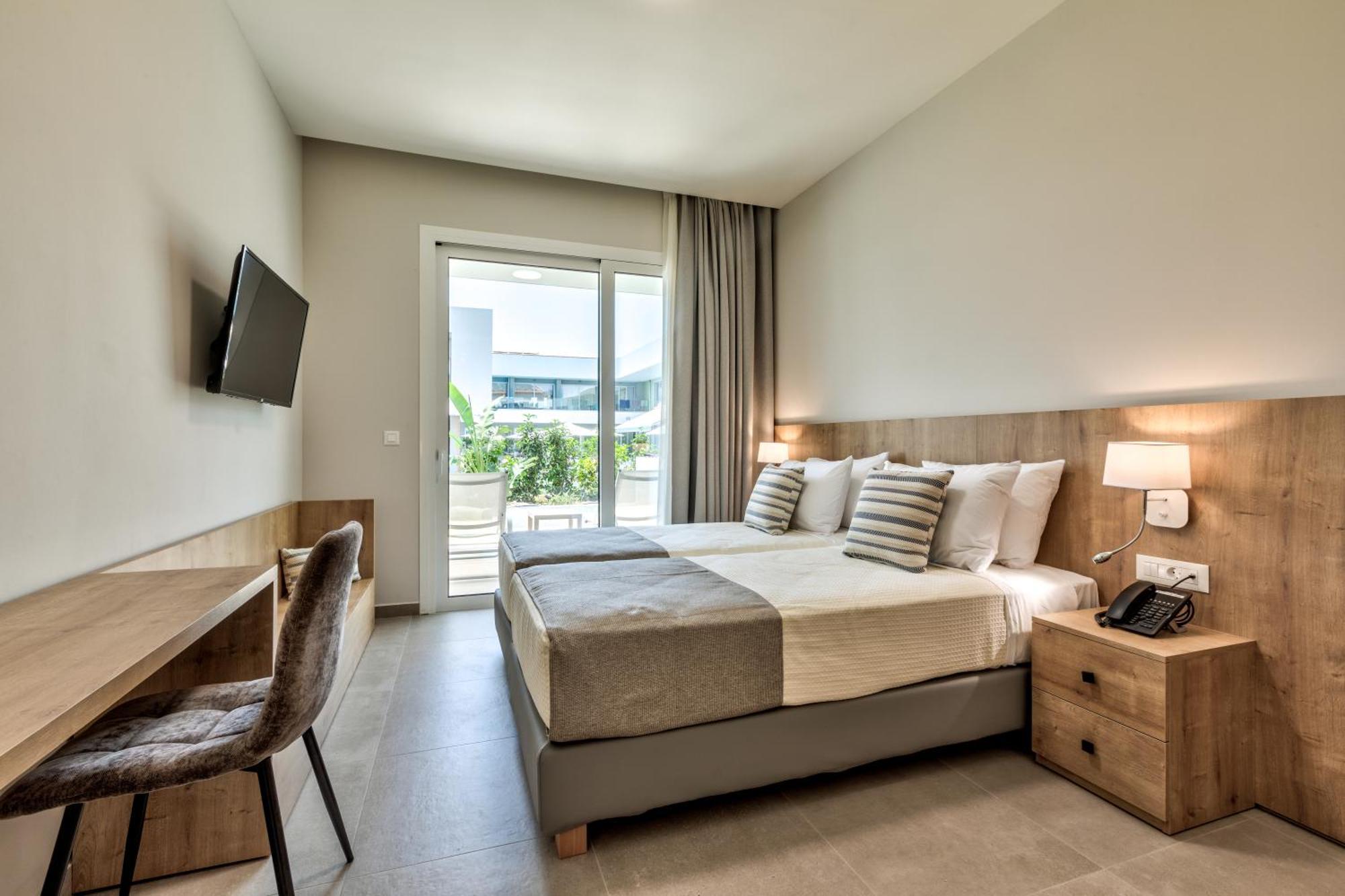 White Olive Premium Laganas Hotel Екстериор снимка